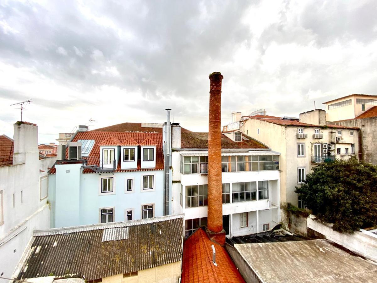 Artdeco Chiado 4 - Large Comfortable Double Room With Shared Bathroom Lisboa Exterior foto